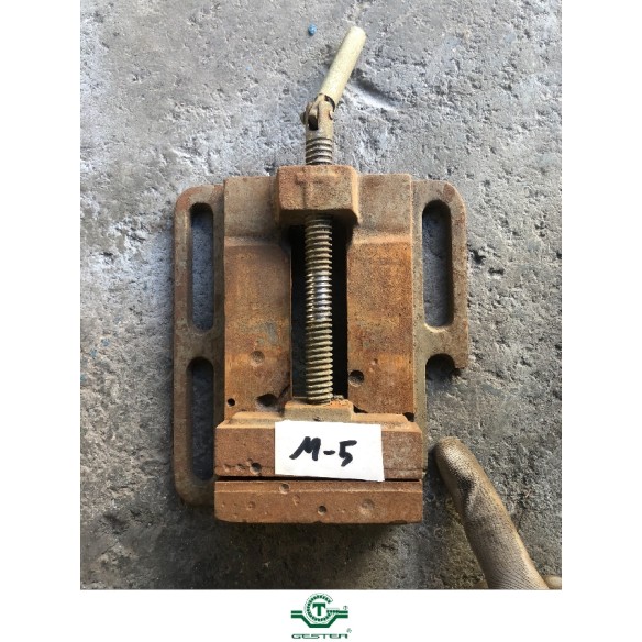 Workshop bench vise