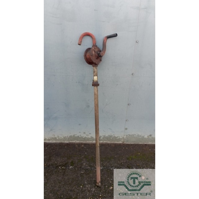 Manual hydraulic pump
