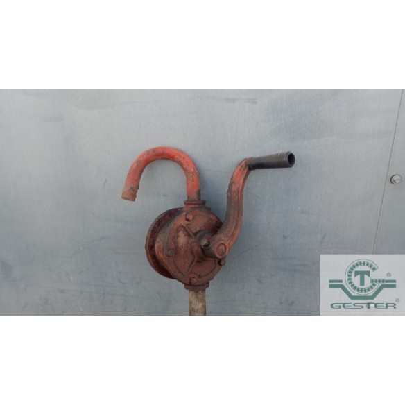 Manual hydraulic pump