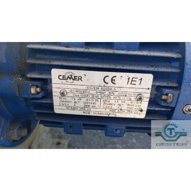 Aspirateur centrifuge pour transport de solides