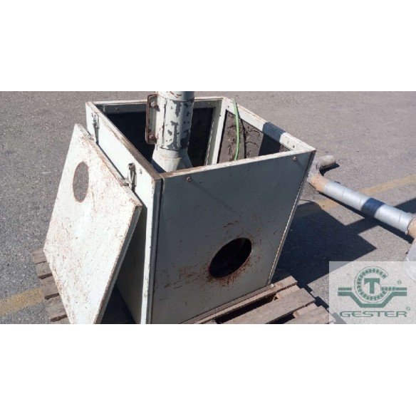 Aspirateur centrifuge pour transport de solides
