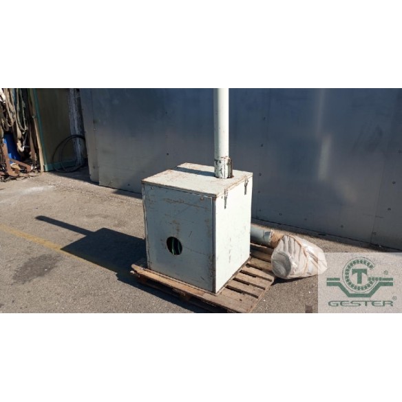 Aspirateur centrifuge pour transport de solides