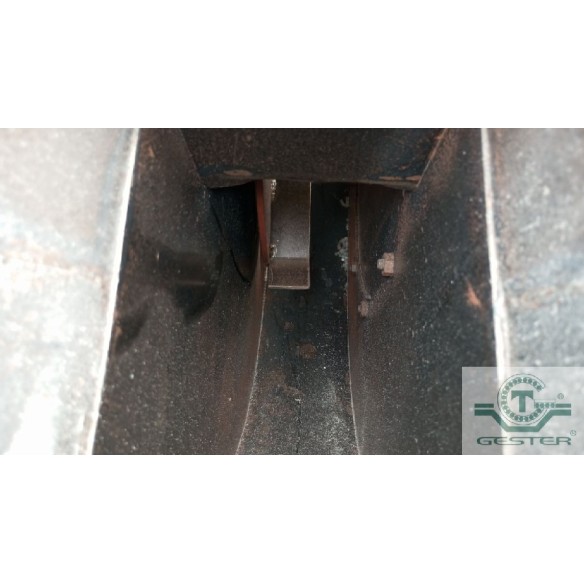 Aspirateur centrifuge pour transport de solides