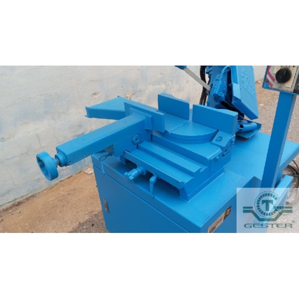 Band saw for metal workshop