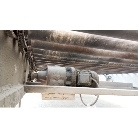 Powered roller conveyor belt