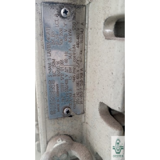 Hydraulic filter changer