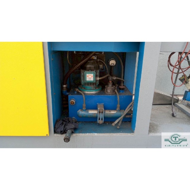 Extruder double spindle