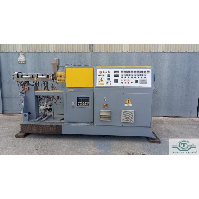 Extruder double spindle