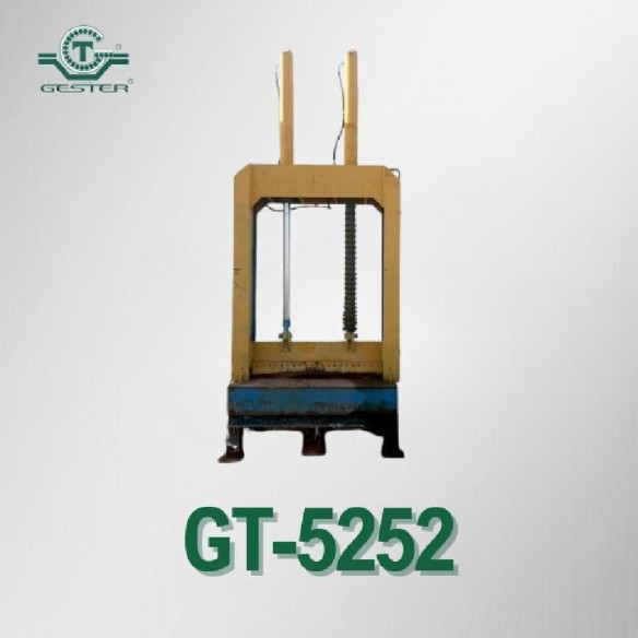 Hydraulic shear (guillotine)