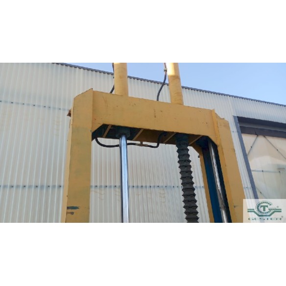 Hydraulic shear (guillotine)