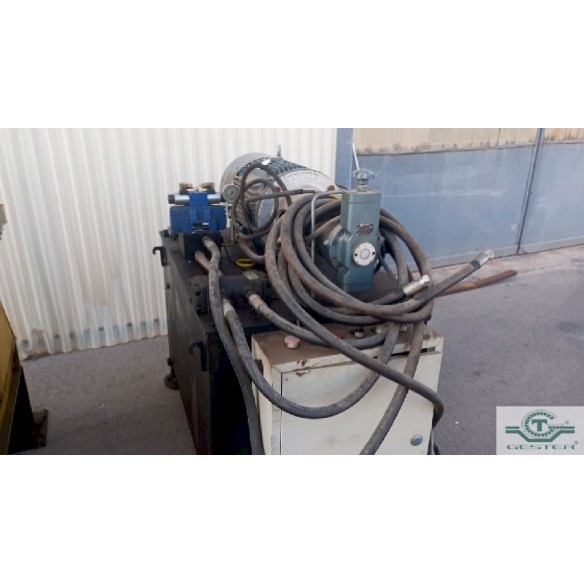 Hydraulic shear (guillotine)