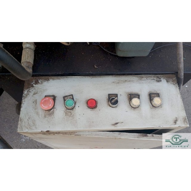 Hydraulic shear (guillotine)