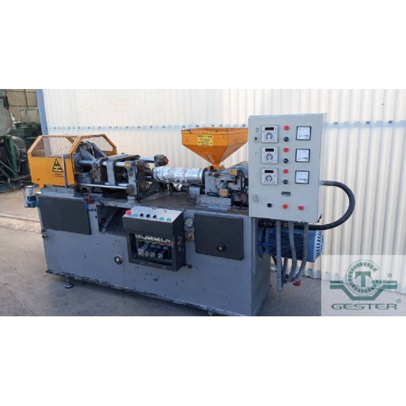 Injection Molding Machine