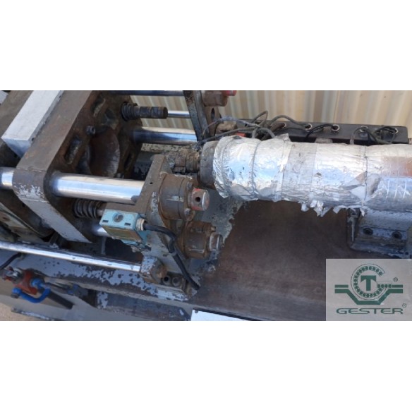 Injection Molding Machine