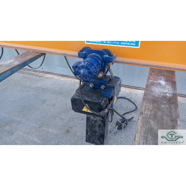 Overhead crane