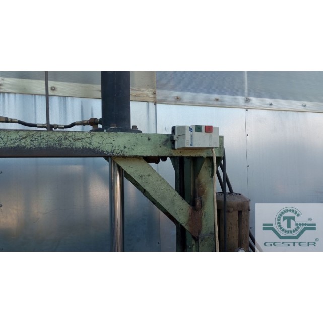 Hydraulic shear (guillotine)