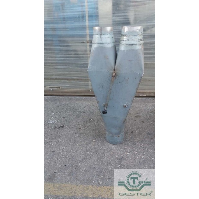 Material suction delivery Y-piece