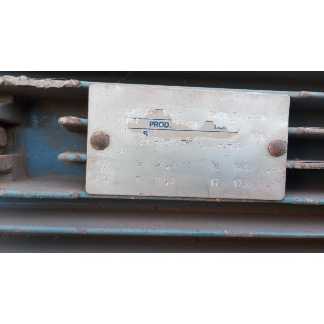 Horizontal forced feeder