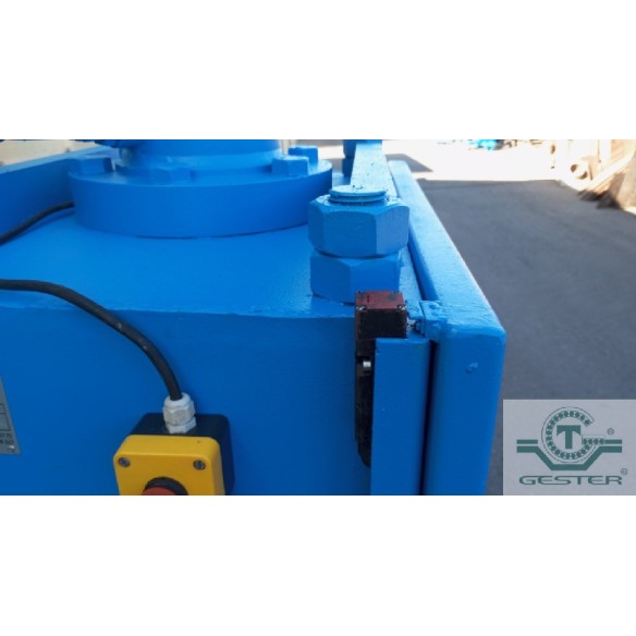 Hydraulic press