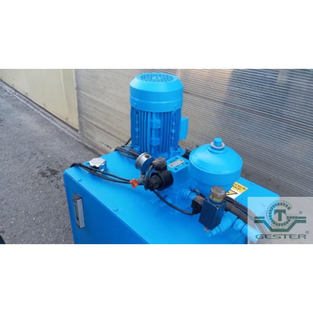 Hydraulic press