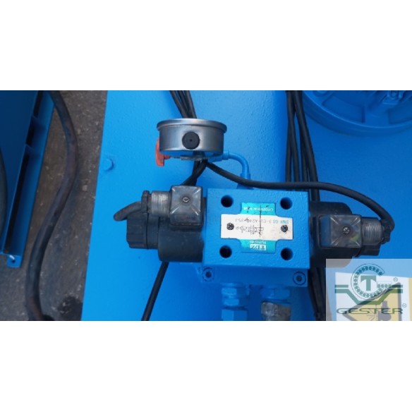 Hydraulic press