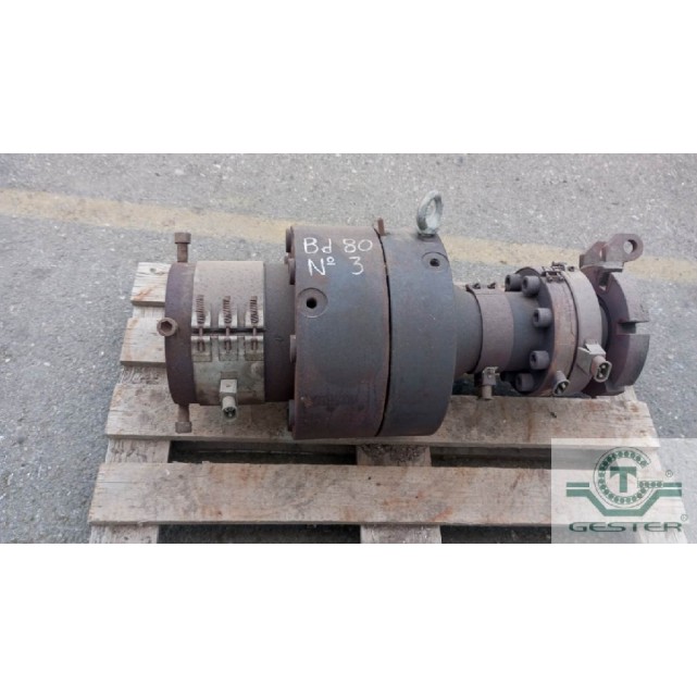 Tête pour fabrication de tuyaux en PE