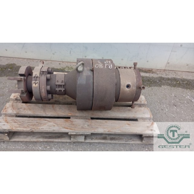 Tête pour fabrication de tuyaux en PE