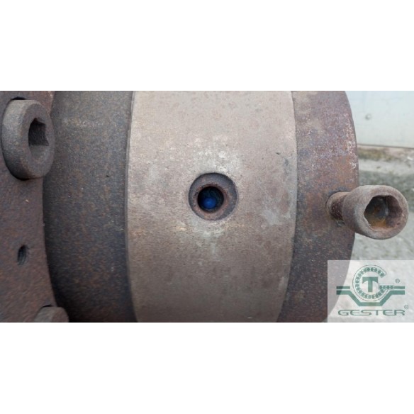 Tête pour fabrication de tuyaux en PE