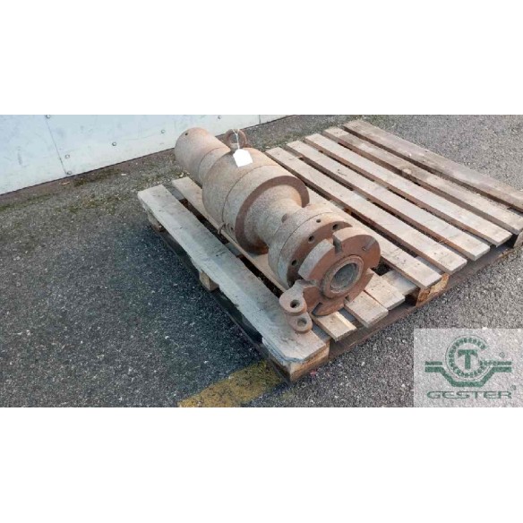 Head for PE pipe production