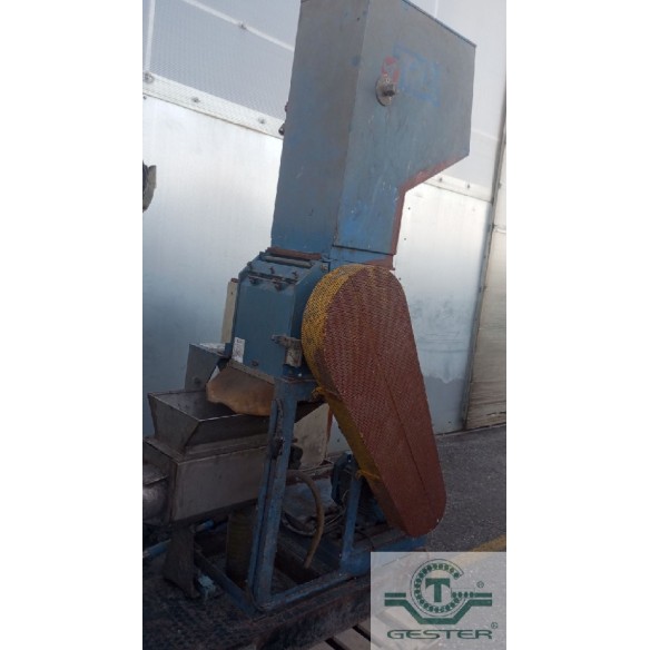 Wet granulator