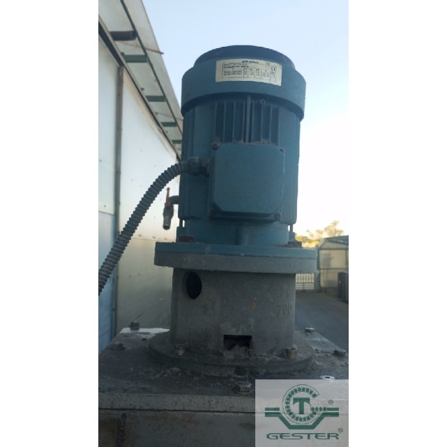 Wet granulator