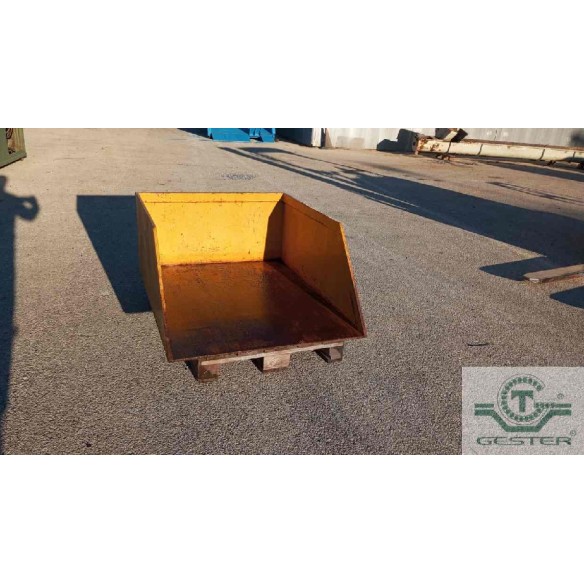 Hopper for forklift truck