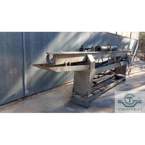 Cooling vacuum tank