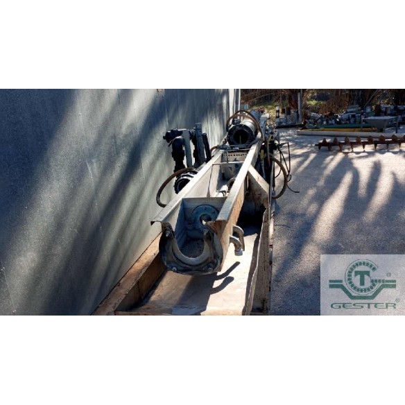 Cooling vacuum tank