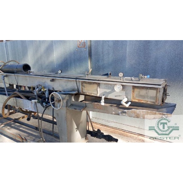 Cooling vacuum tank