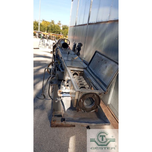Cooling vacuum tank