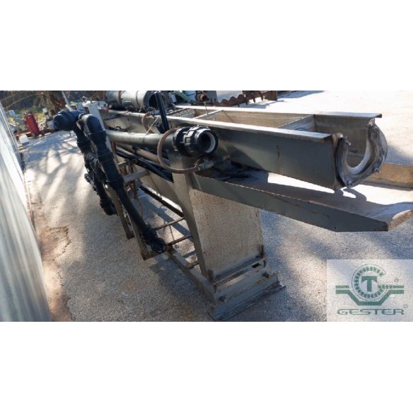 Cooling vacuum tank