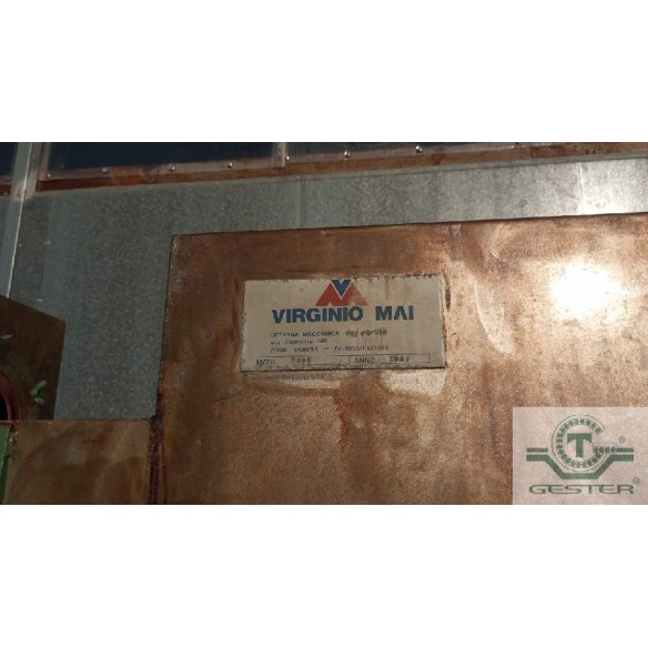 Two stainless steel tanks  2,85 m