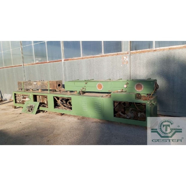 Two tanks for pipe cooling and vacuum