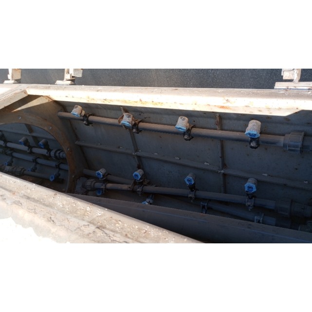 Vacuum cooling tank