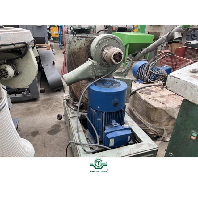 Agglomerator