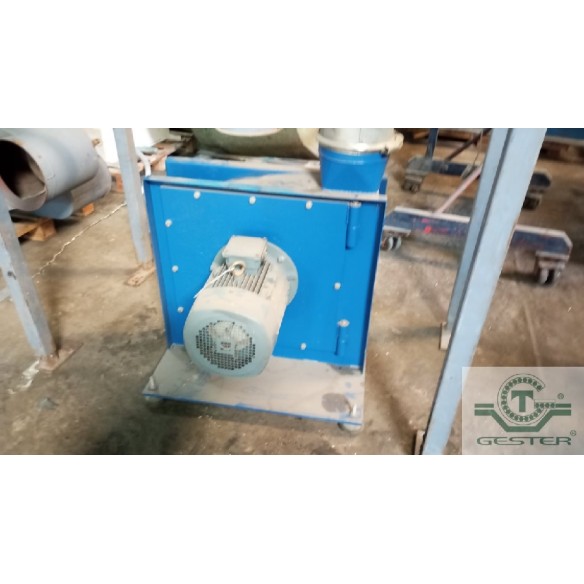 Continuous plastic agglomerator