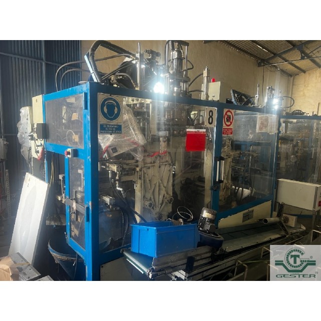 Machine par soufflage