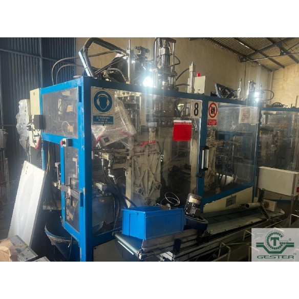 Machine par soufflage