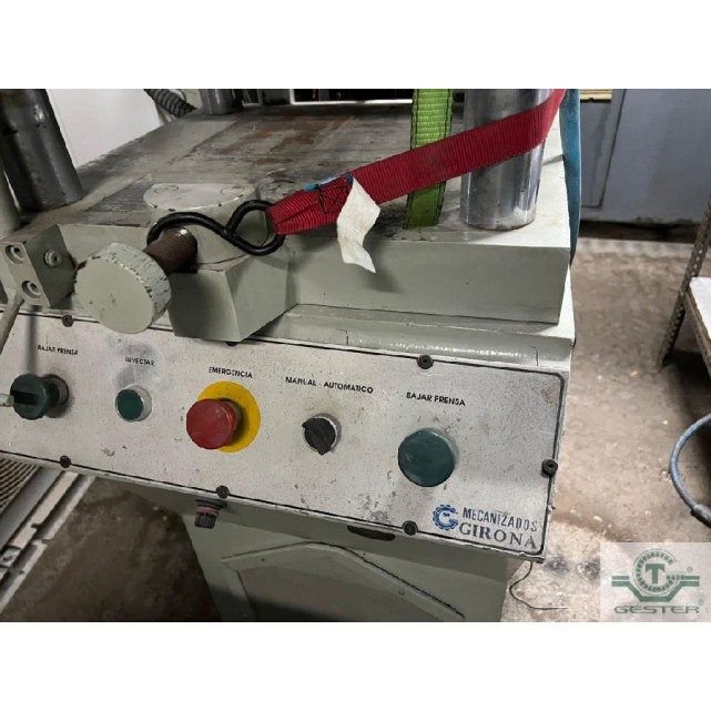 Sole injector