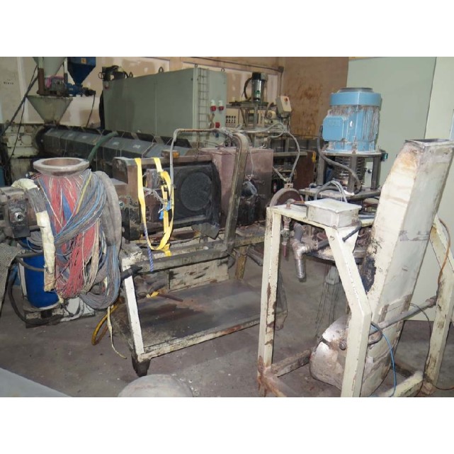 Single-screw extruder