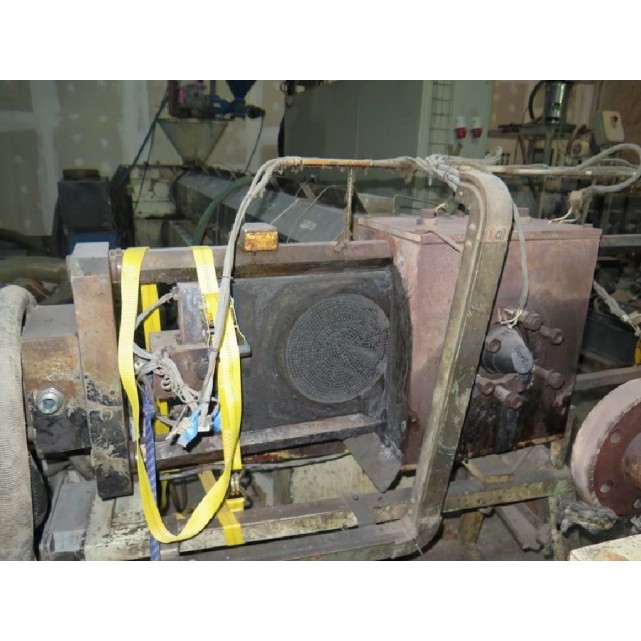 Single-screw extruder