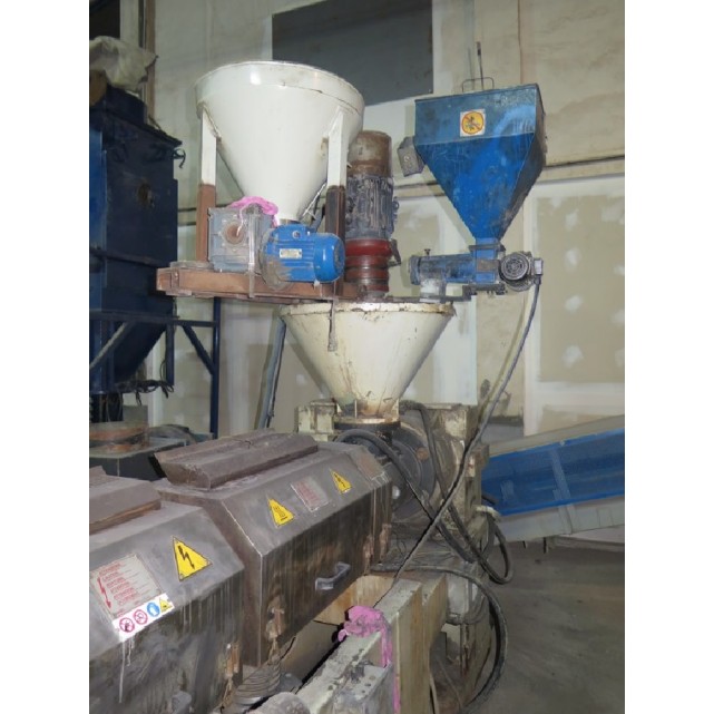 Single-screw extruder