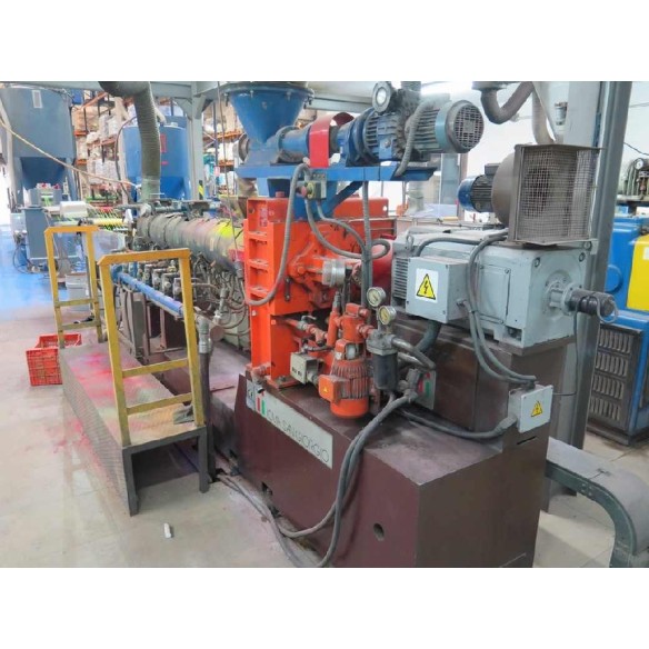 Extrudeuse bivis corotatives