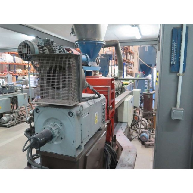 Extrudeuse bivis corotatives